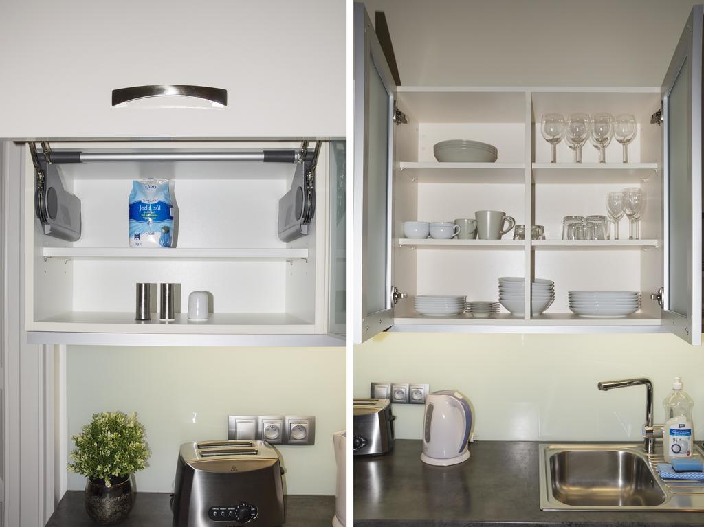 Modern Apartment Vsehrdova Praha Bagian luar foto
